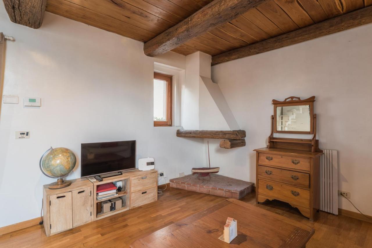 Cozy Wooden Apt In Piazza Navona Daire Roma Dış mekan fotoğraf