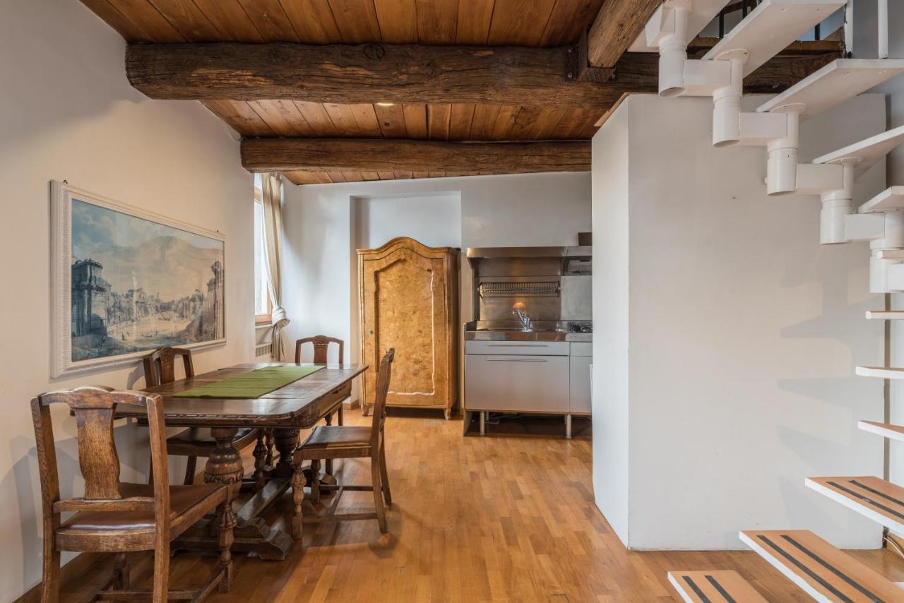 Cozy Wooden Apt In Piazza Navona Daire Roma Dış mekan fotoğraf
